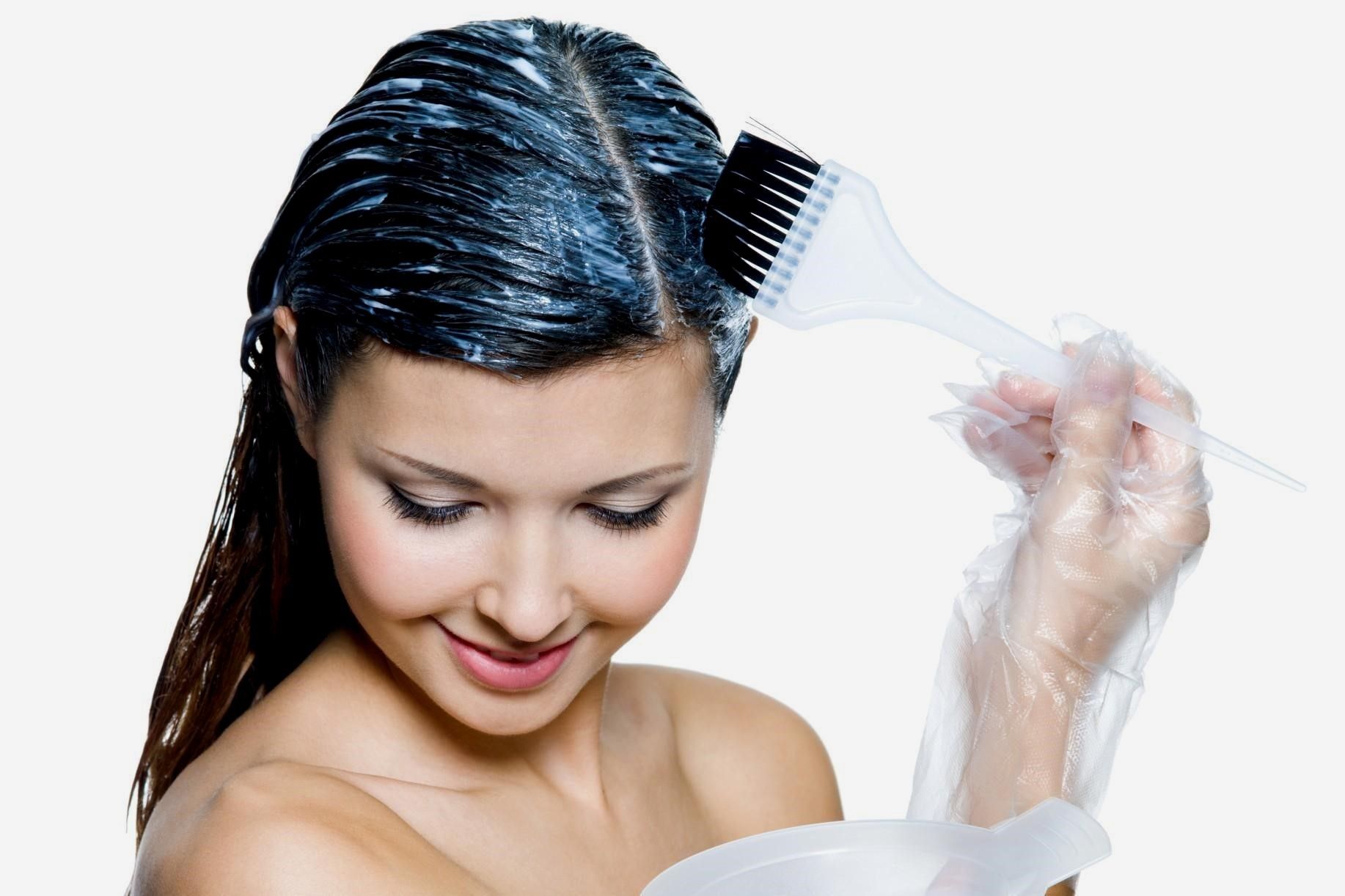 Cosa succede ai tuoi capelli quando li tingi?