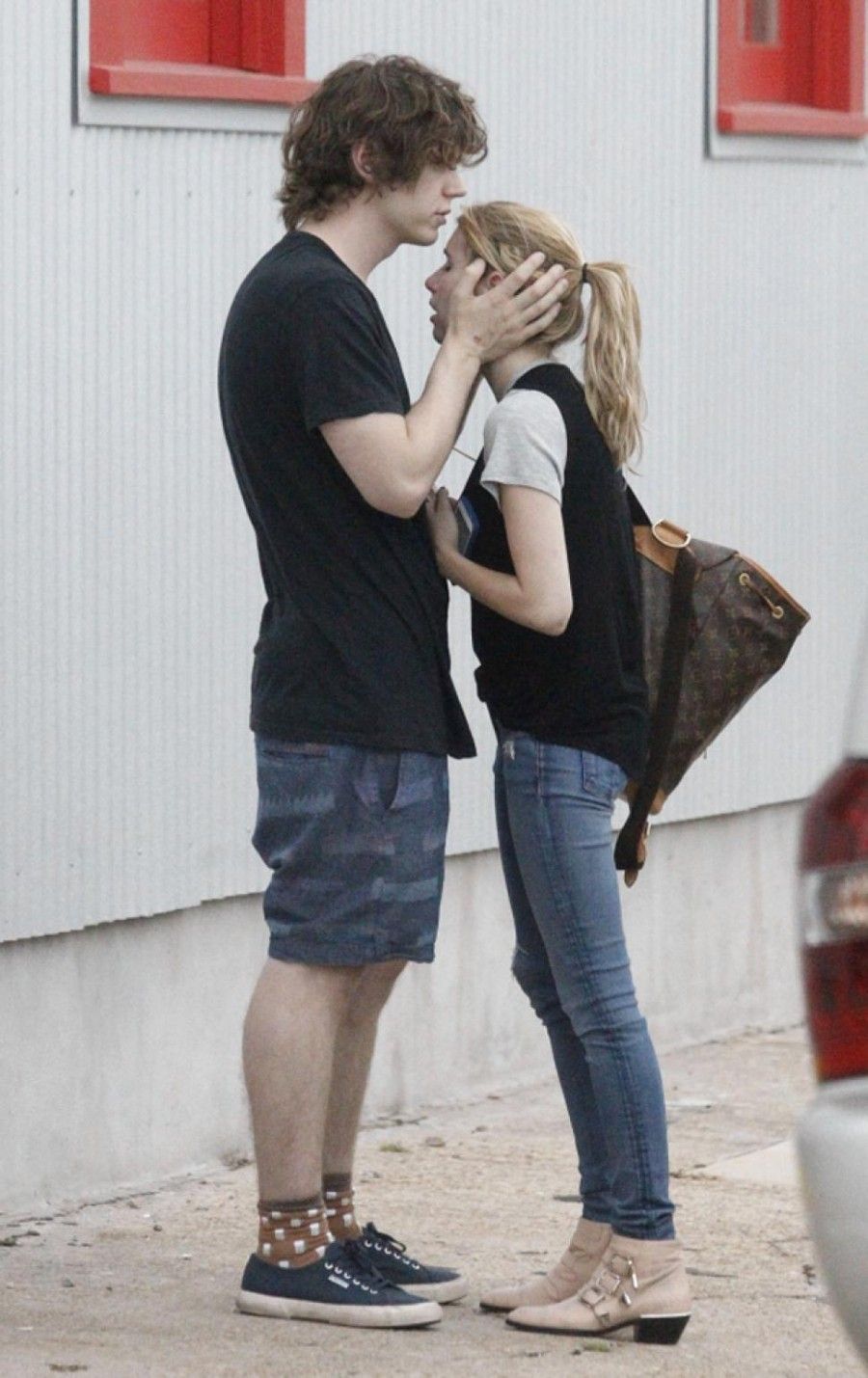 Evan Peters ed Emma Roberts