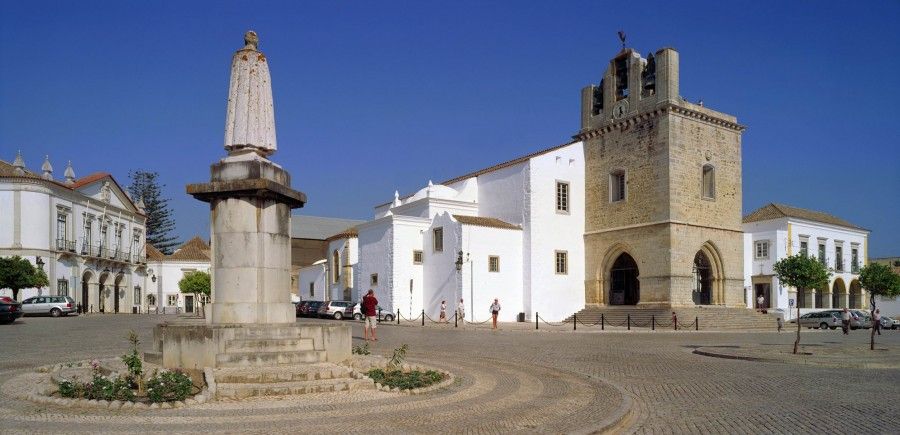 Faro - Largo da Sé