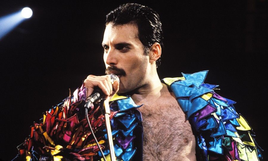 Freddie Mercury ci manchi!