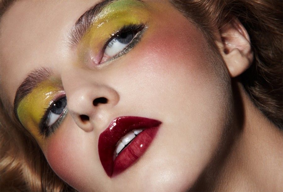 glossy-yellow-makeup