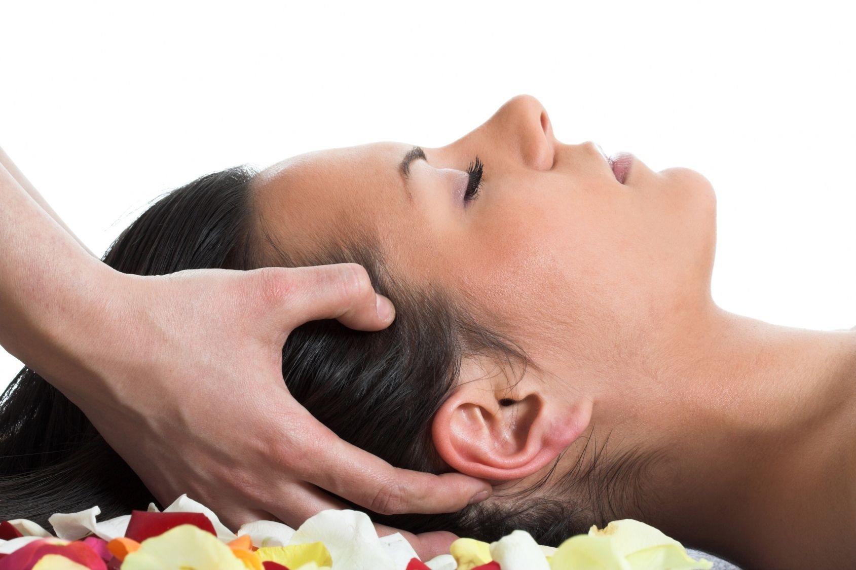 Manovre del massaggio viso fai da te: per sgonfiare, rilassare e distendere