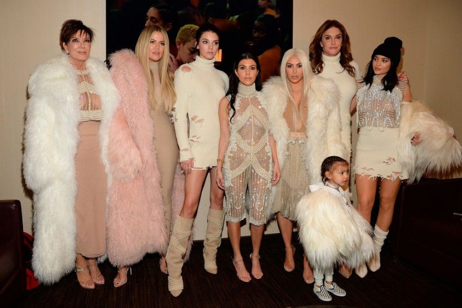 Il clan Kardashan - Jenner alla presentazione della collezione Yeezy