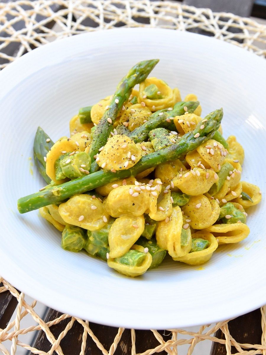 Orecchiette con asparagi e zafferano