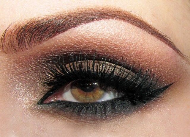 Uscire con il trucco della sera prima