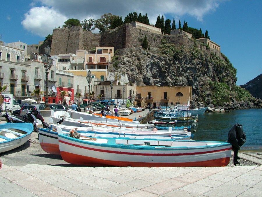 Vacanze alle Eolie: quale Isola scegliere