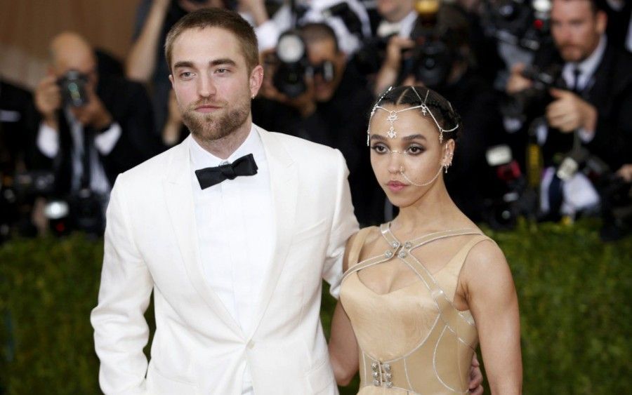 Robert Pattinson e Fka Twigs al Met Gala 2016