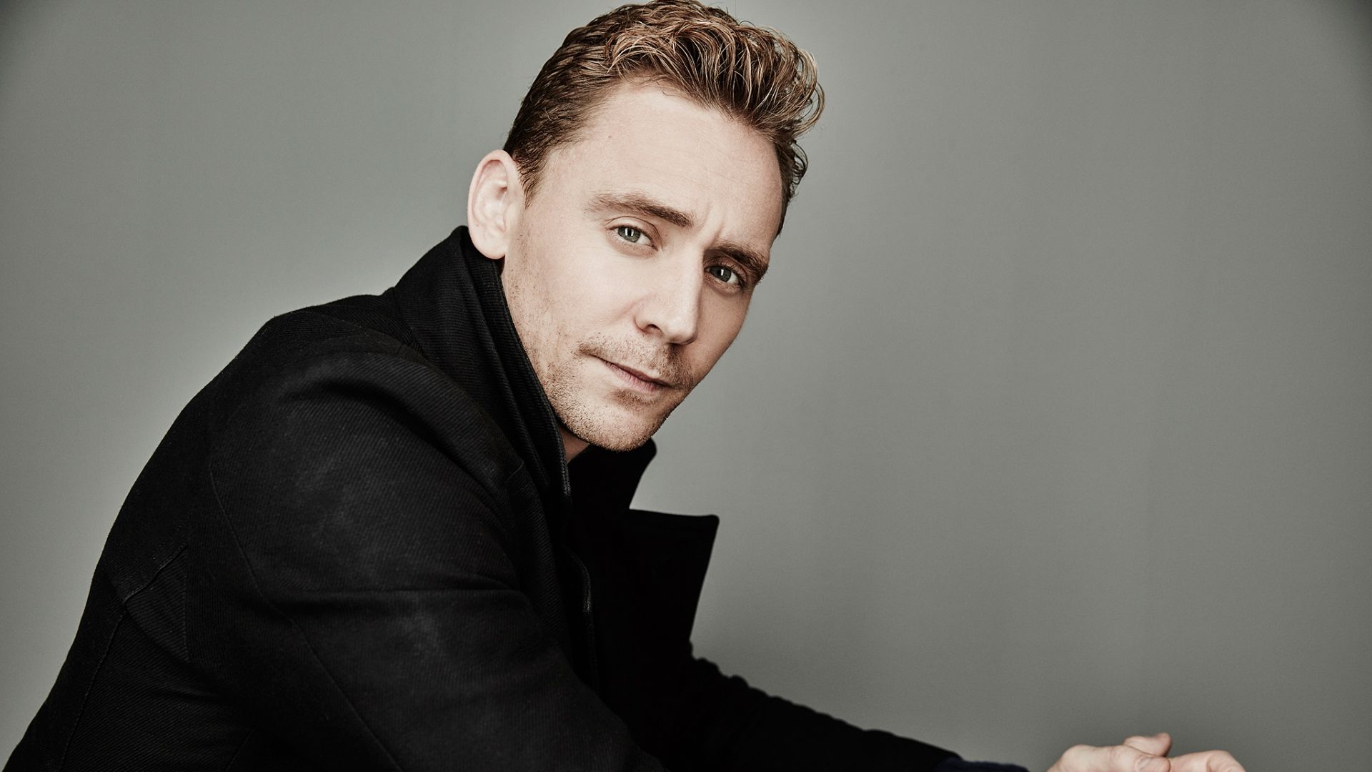 Tom Hiddleston: 5 cose che (forse) non sai sul nuovo uomo perfetto