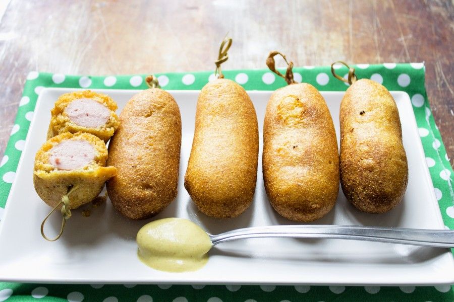 corn-dog-contemporaneo-food