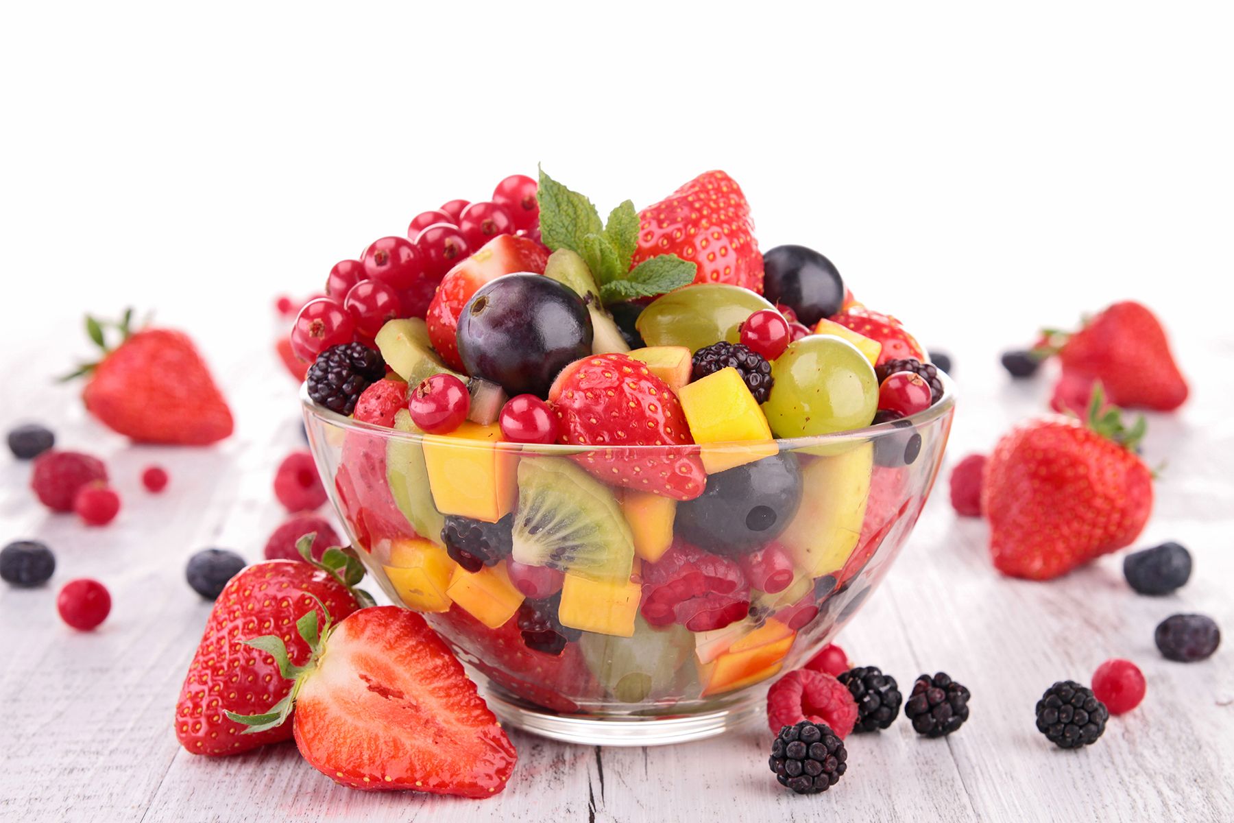 Fa bene o no mangiare la buccia della frutta?