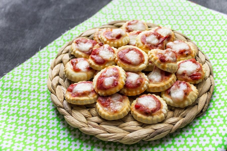 pizzette-alla-ricotta-senza-lievitazione-contemporaneo-food