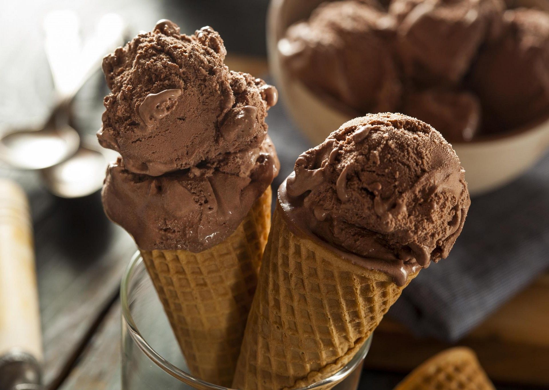 Come preparare il gelato al cioccolato con il Bimby - Bigodino