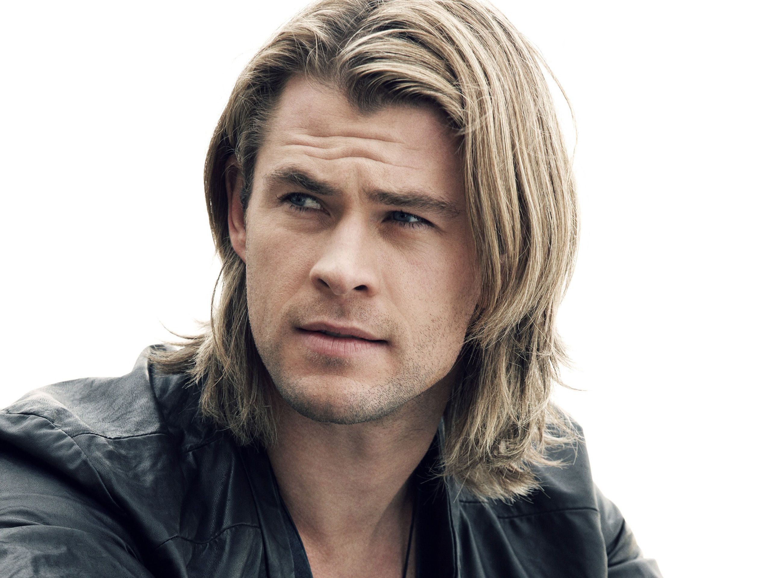 Chris Hemsworth: la vita privata spiata sui social network