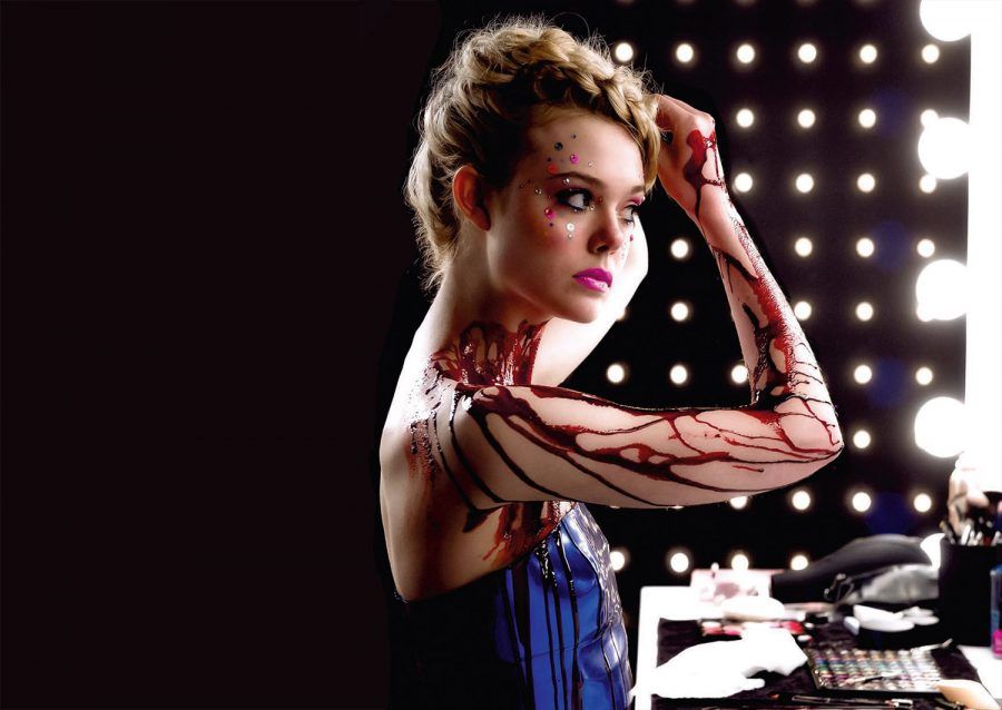 Elle Fenning in The Neon Demon - Nicolas Windign Refn