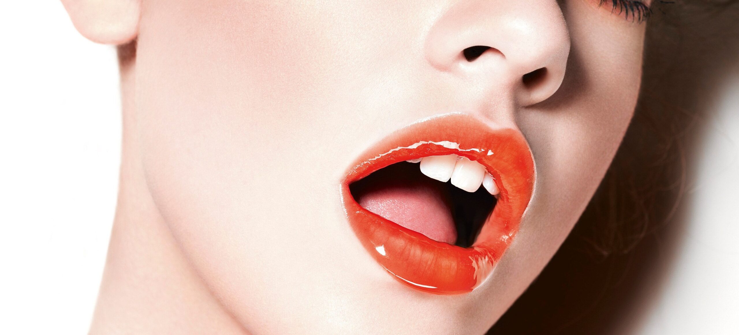 Lip oil: l’alternativa perfetta a rossetti e lucidalabbra