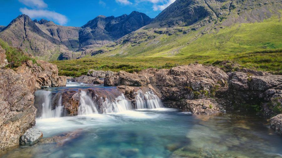 fairy_pools_small_waterfall_isle_of_skye