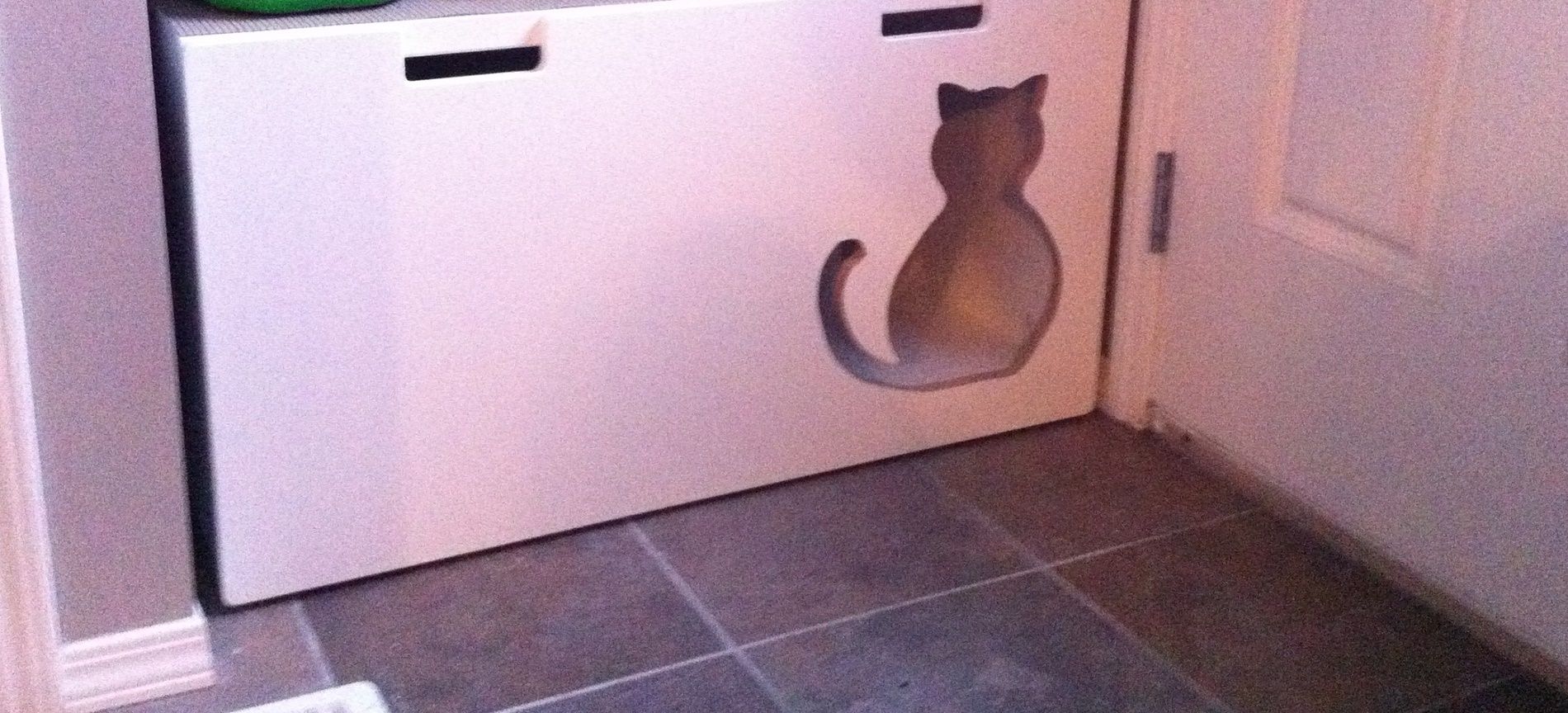 Come realizzare una lettiera per gatti con i mobili Ikea
