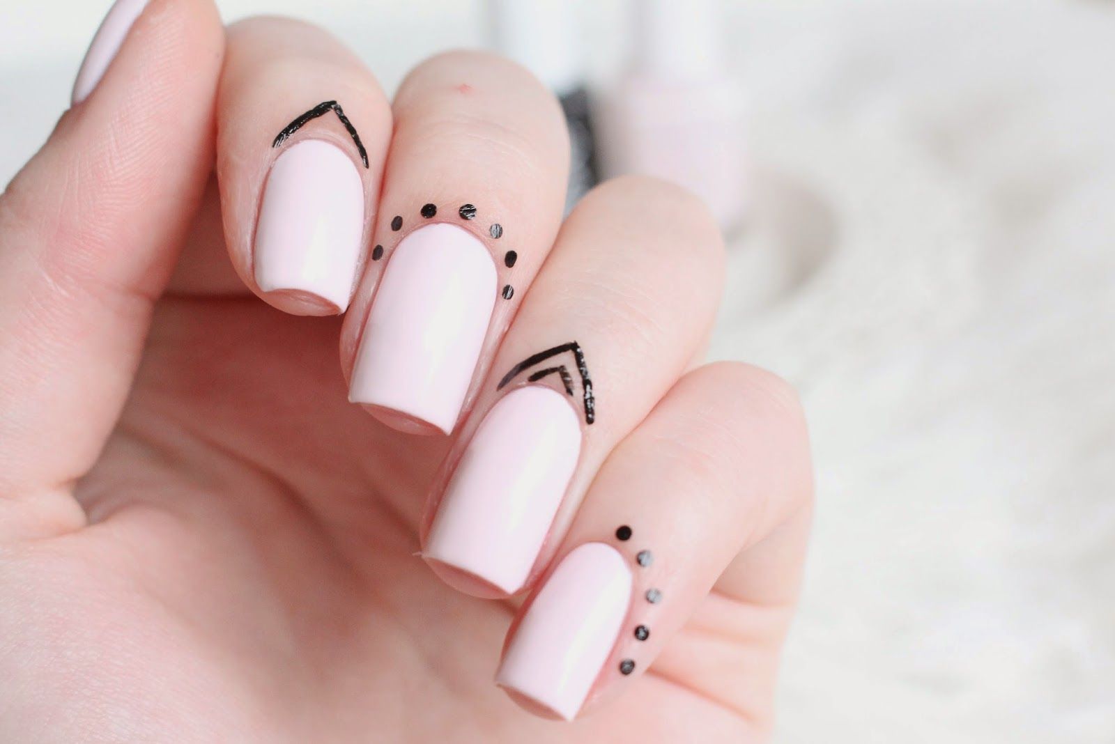 Cuticle tattos: il nuovo trend dell’estate 2016