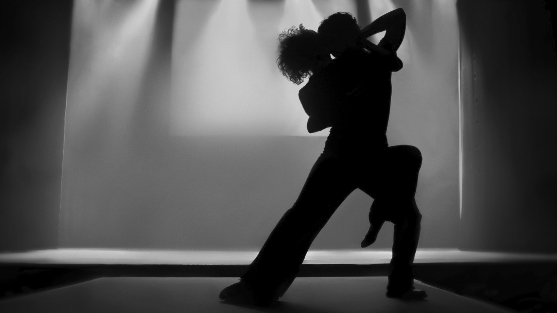 Cos’è la Kizomba, la danza sensuale che si basa sull’abbraccio