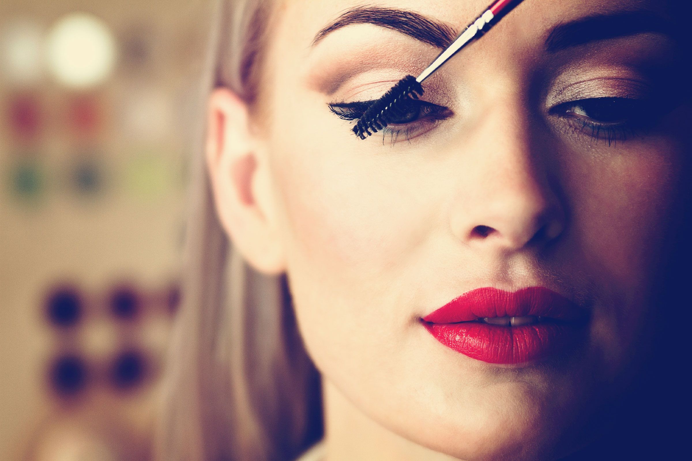 Make up per nascondere le palpebre cadenti