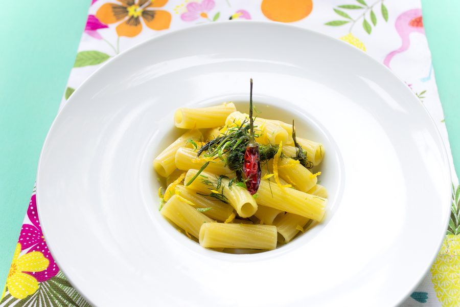 maccheroncini-agrumi-finocchietto-5-contemporaneo-food