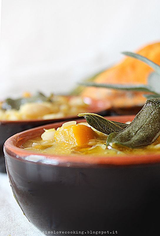 minestra-fagioli-riso-zucca-salvia-fritta3