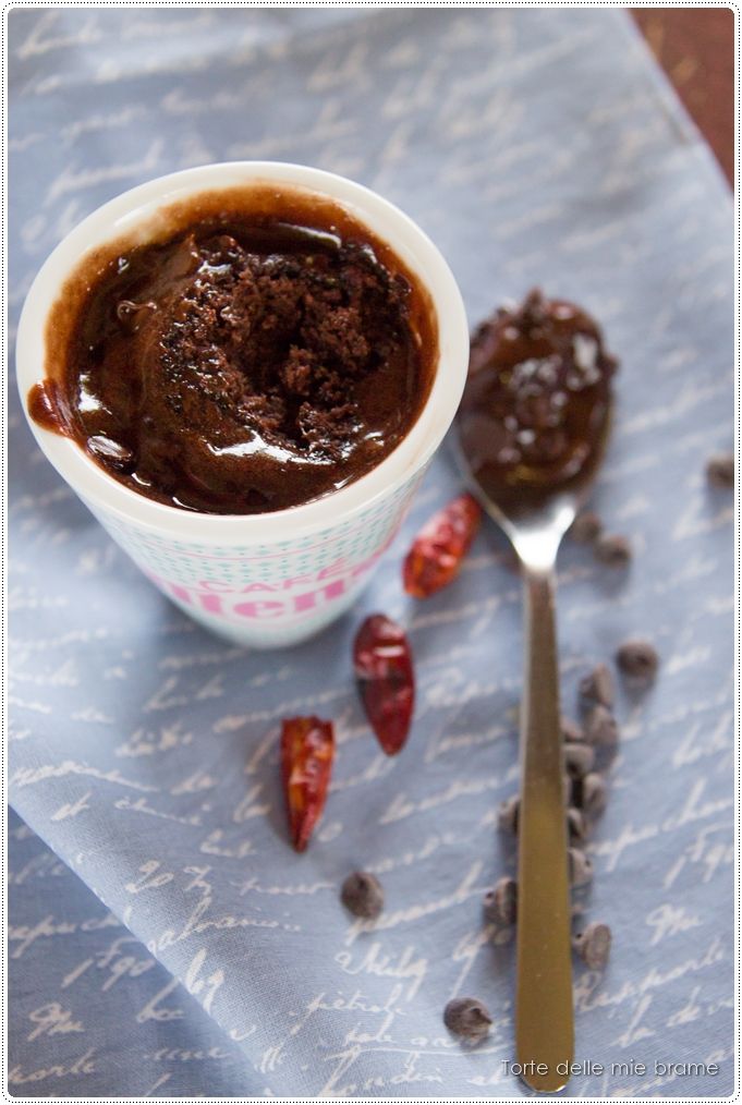 mug-cake-cioccolato-peperoncino4