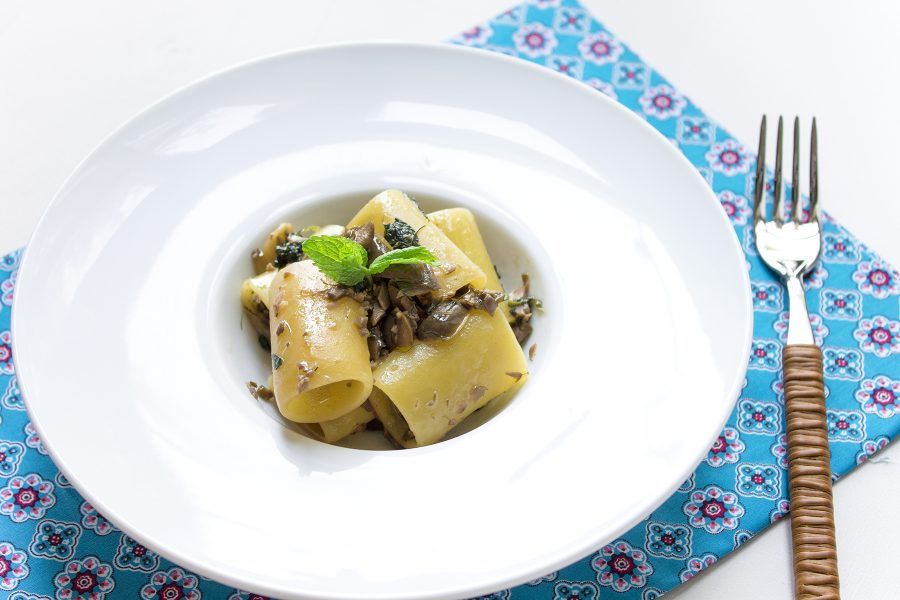 paccheri-pesto-olive-2-contemporaneo-food