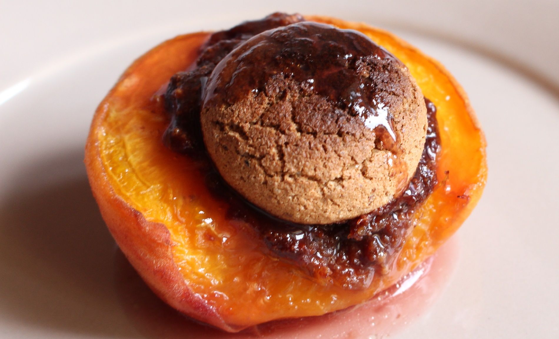 Pesche ripiene, la ricetta del dolce piemontese
