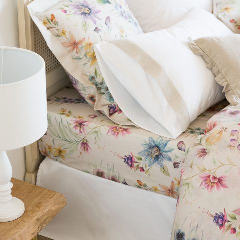 LENZUOLO DI SOTTO STAMPA FLOREALE MULTICOLORE - per un letto 160cm / 160 x 200 x 28 cm, prezzo 35,99 euro