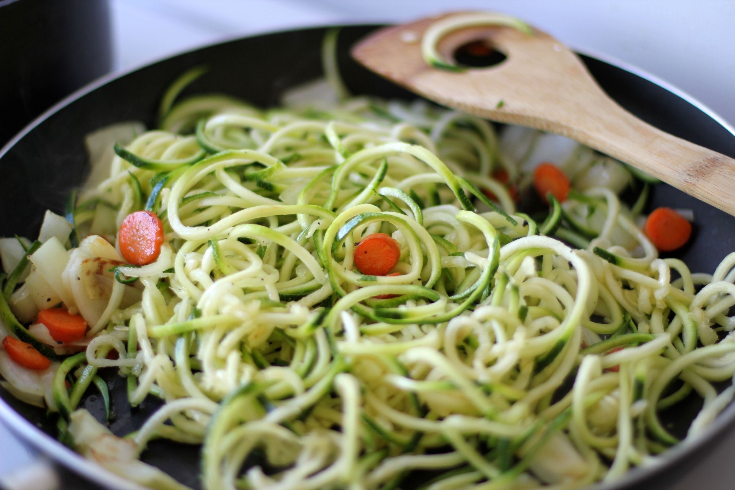 Cosa sono gli zoodles e come si mangiano