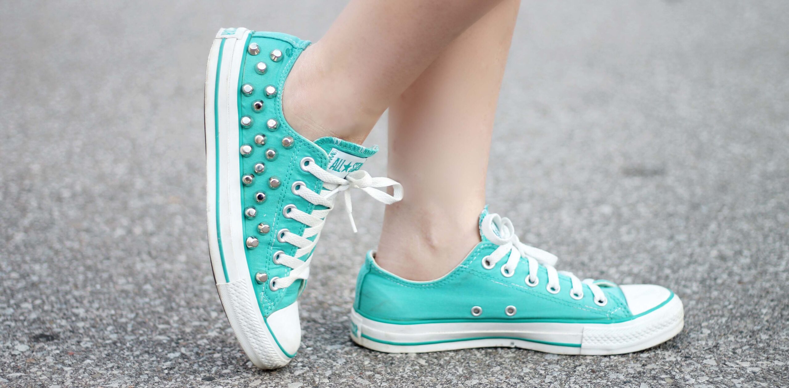 Come personalizzare le Converse con stile