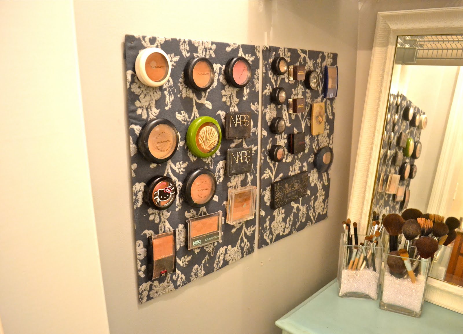 diy-magnetic-makeup-board-lizmarie