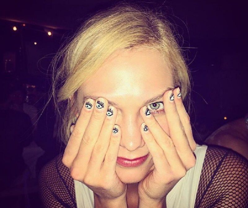 La eye manicure di Karlie Kloss