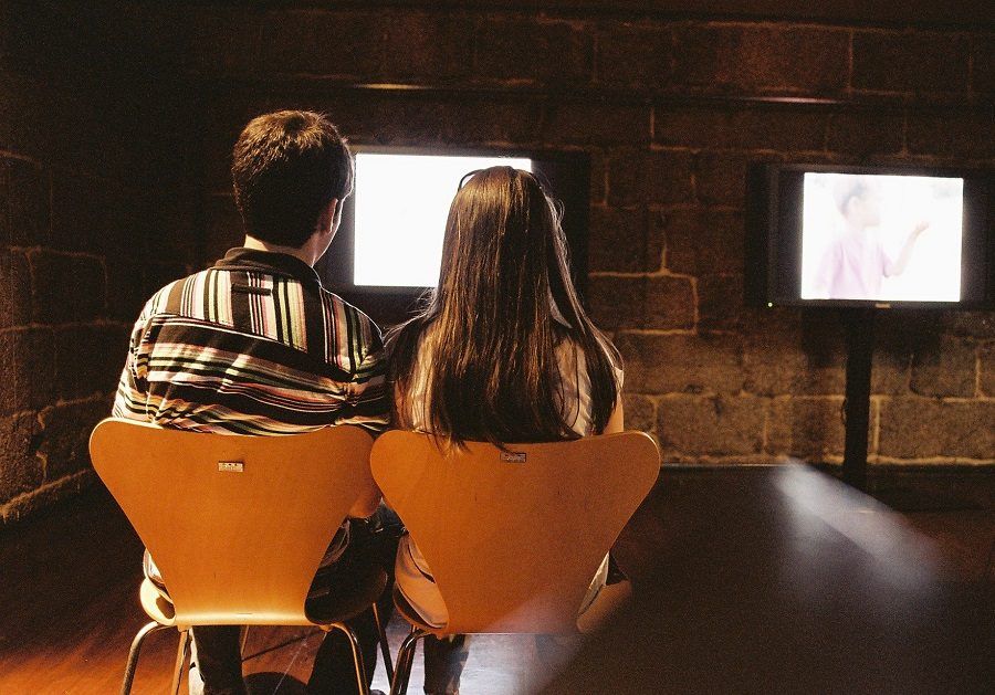 Prepararsi per una maratona televisiva