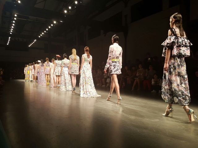 Piccione.Piccione a Milano Moda Donna primavera-estate 2017