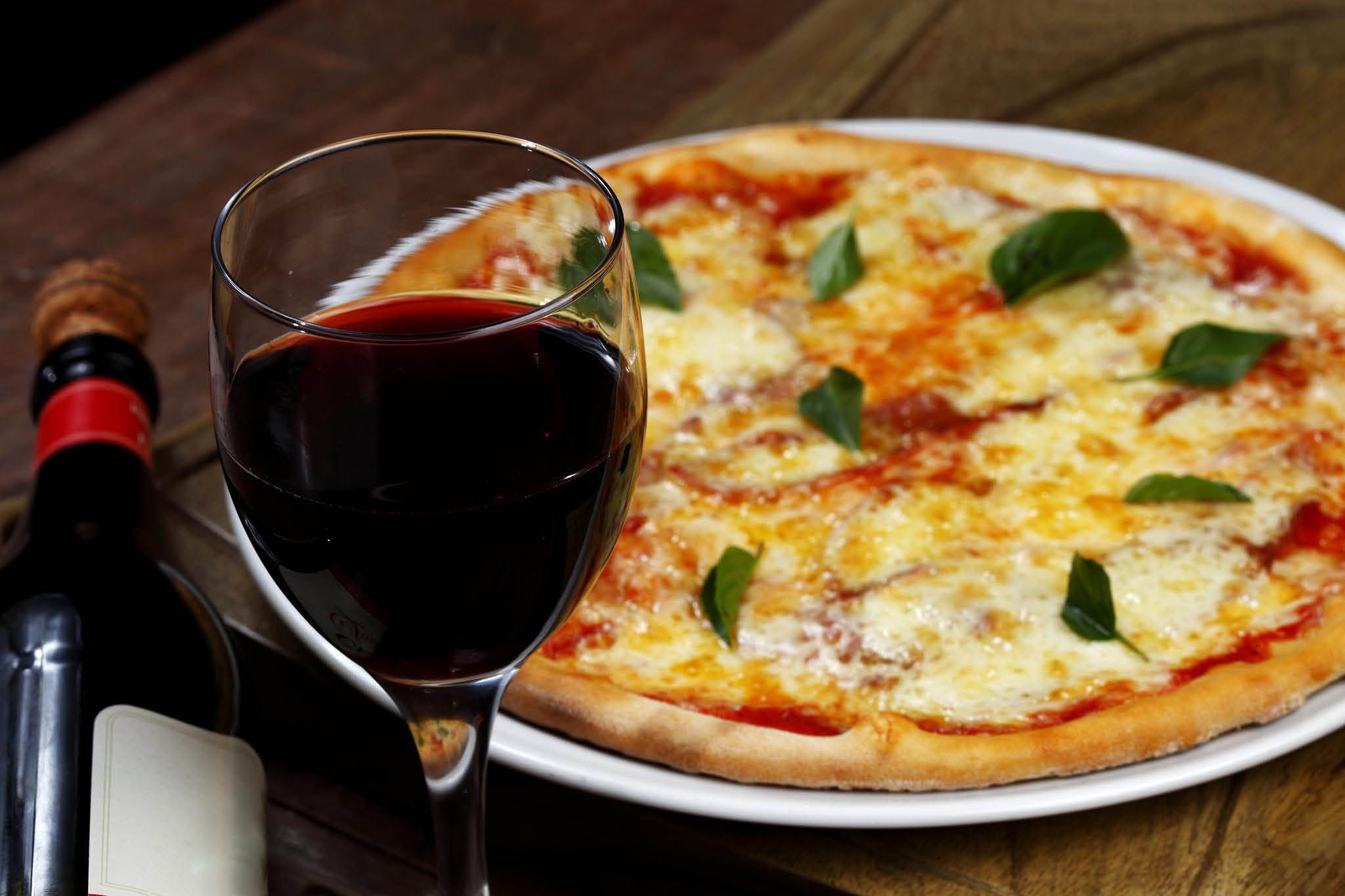 Qual è il vino migliore da abbinare alla pizza?