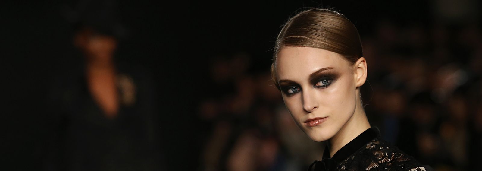 Il make up d’autunno: occhi e labbra color cioccolato