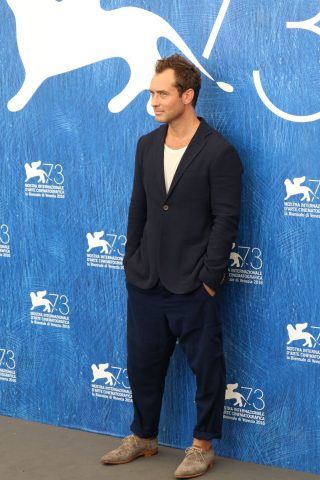 Jude Law per il Photocall di The Young Pope
