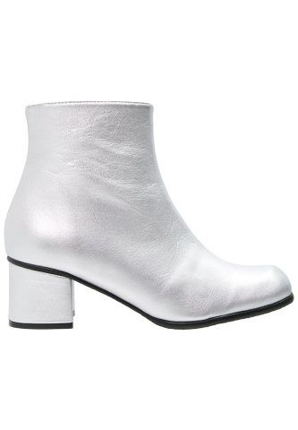 KMB 140 €