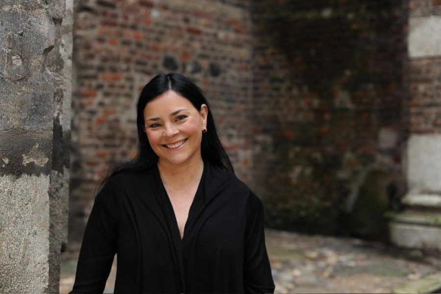 Diana Gabaldon