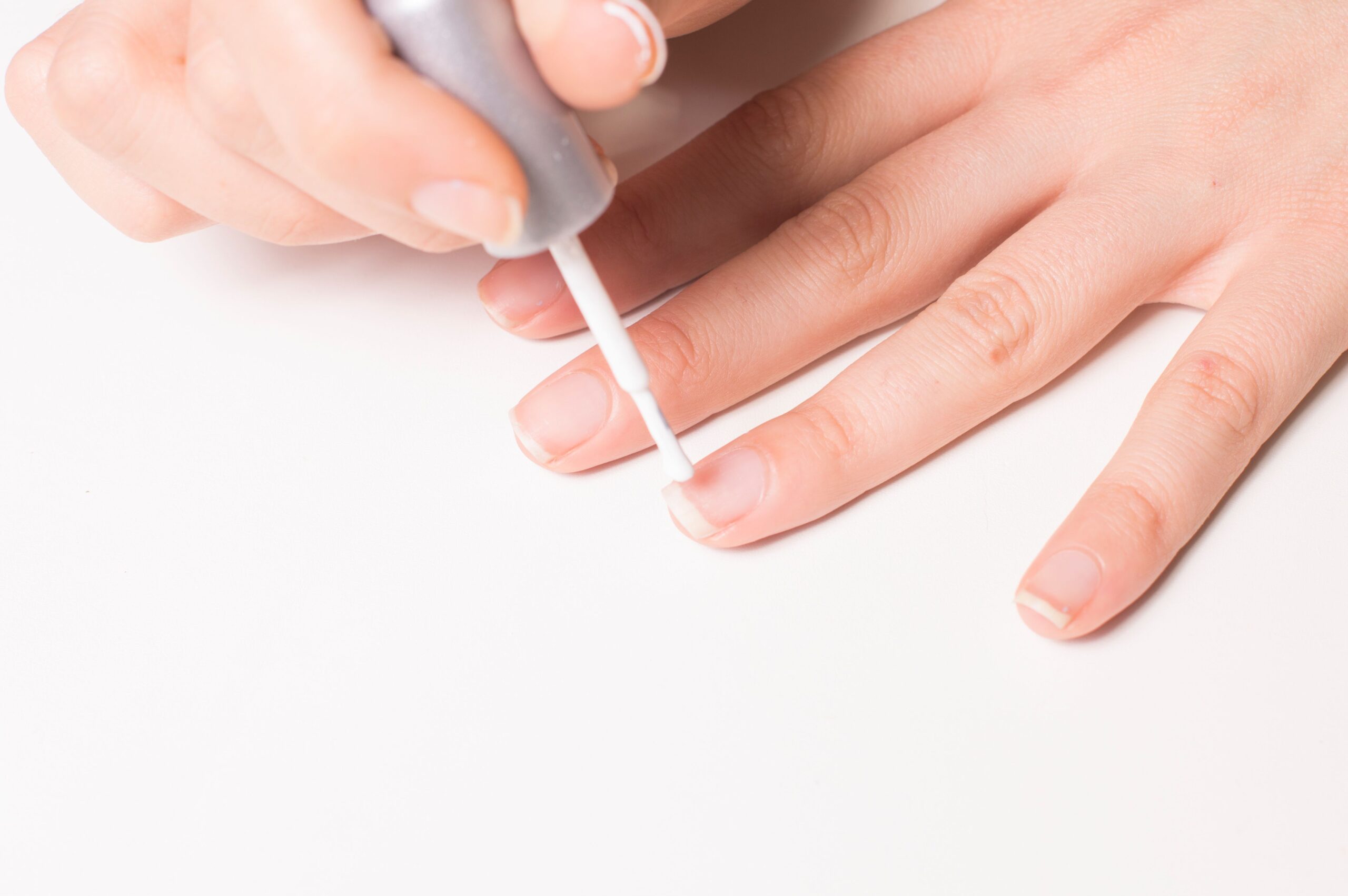 5 trucchi geniali per una manicure perfetta