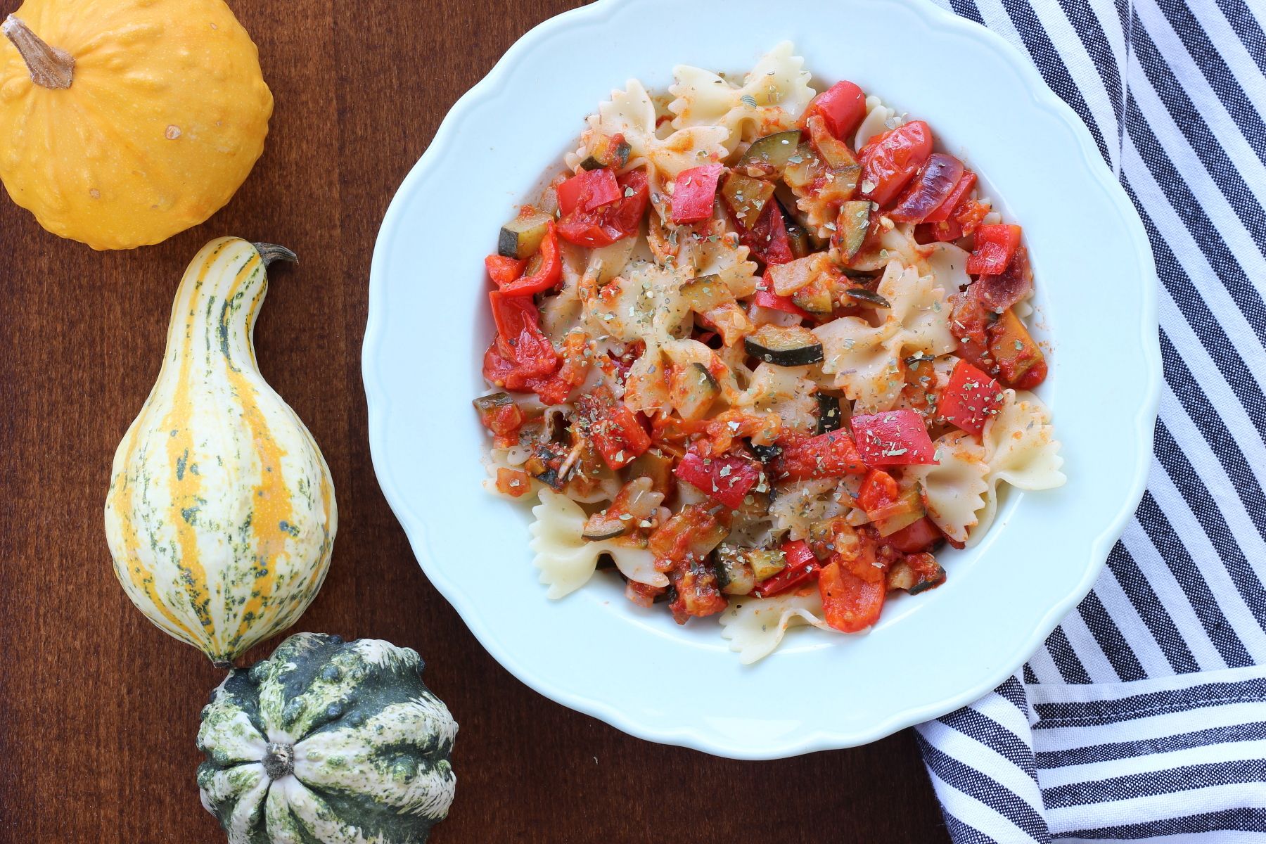 Farfalle con ragù di verdure