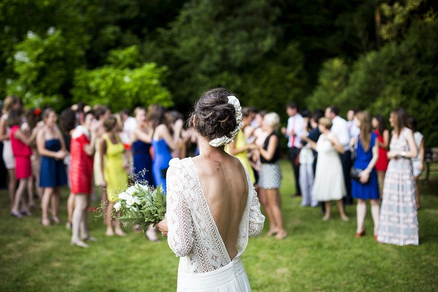 Il lancio del bouquet della sposa