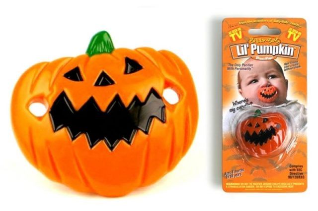 Il ciuccio a forma di zucca