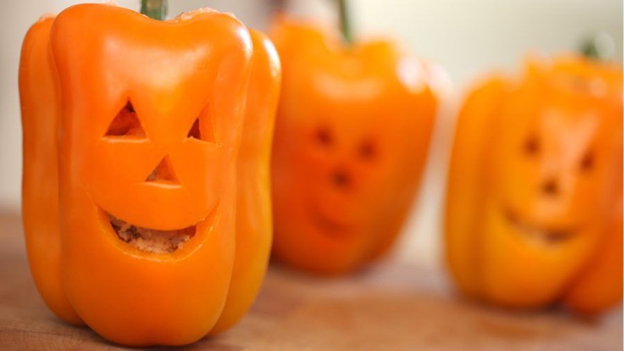 Peperoni intagliati per Halloween