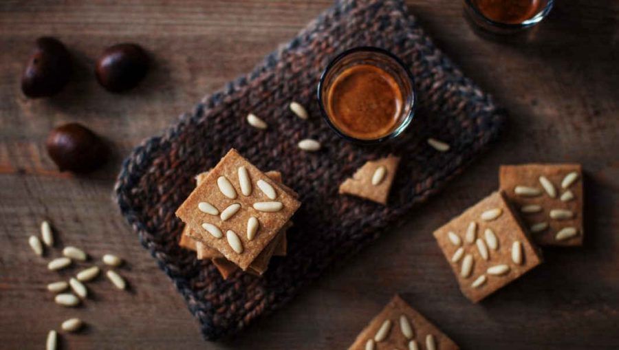 Biscotti alle castagne e pinoli