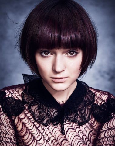 Scurissimo con sfumature purple per la collezione Aveda.