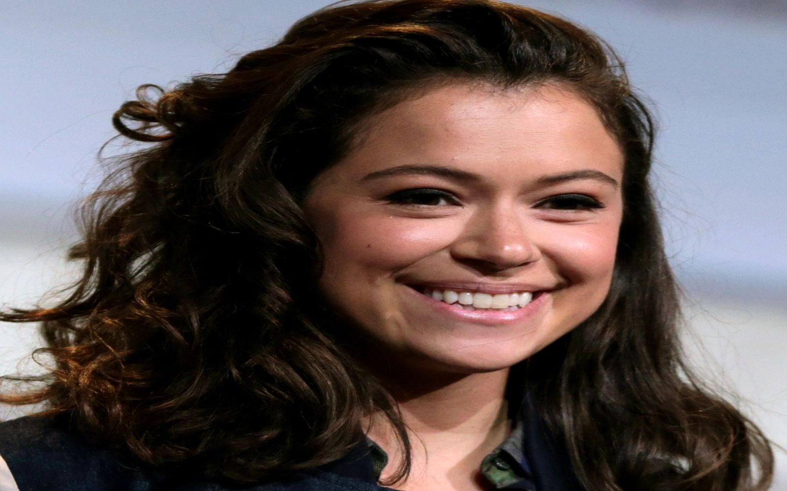 I capelli spettinati vanno di moda, ecco come realizzarli