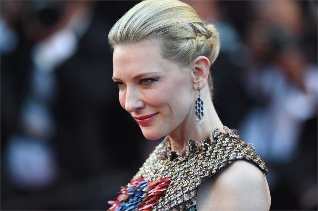 La diva Cate Blanchett mostra i primi segni dell'età che avanza.